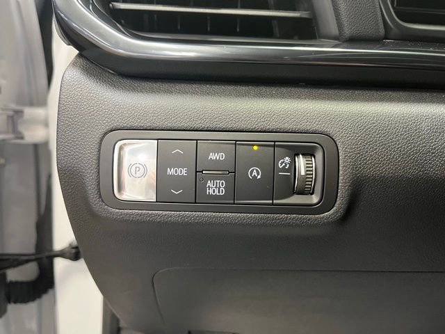 Used 2026 GMC Terrain AT4 w/ Convenience Package III image 15