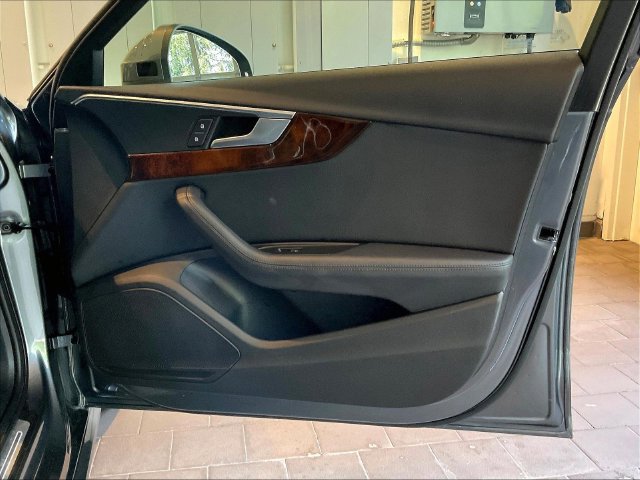 Used 2019 Audi A4 2.0T Premium Plus w/ Premium Plus Package AWD/4WD image 30