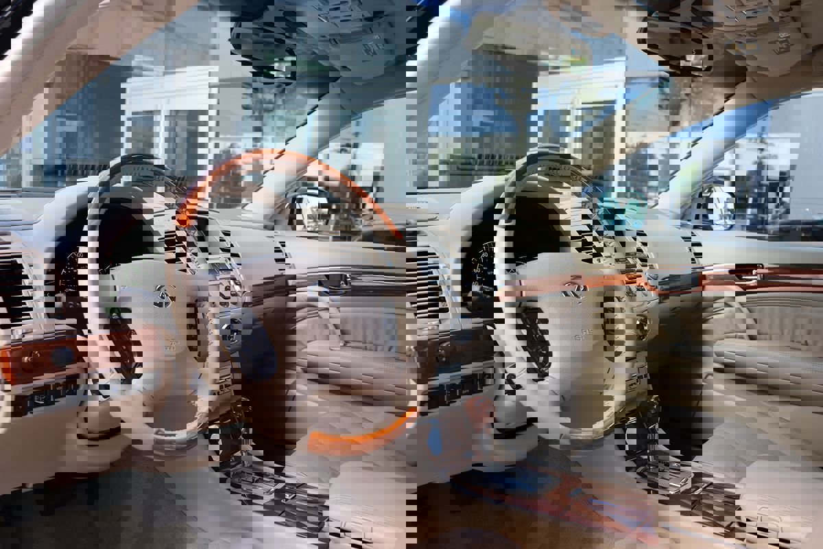 Used 2004 INFINITI Q45 Premium image 17