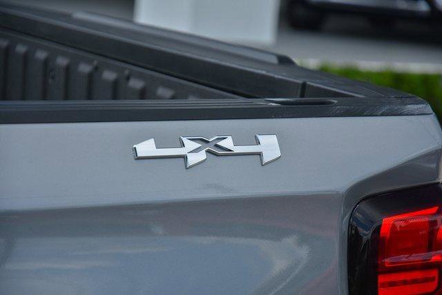 New 2025 GMC Sierra 1500 SLE w/ Preferred Package image 8