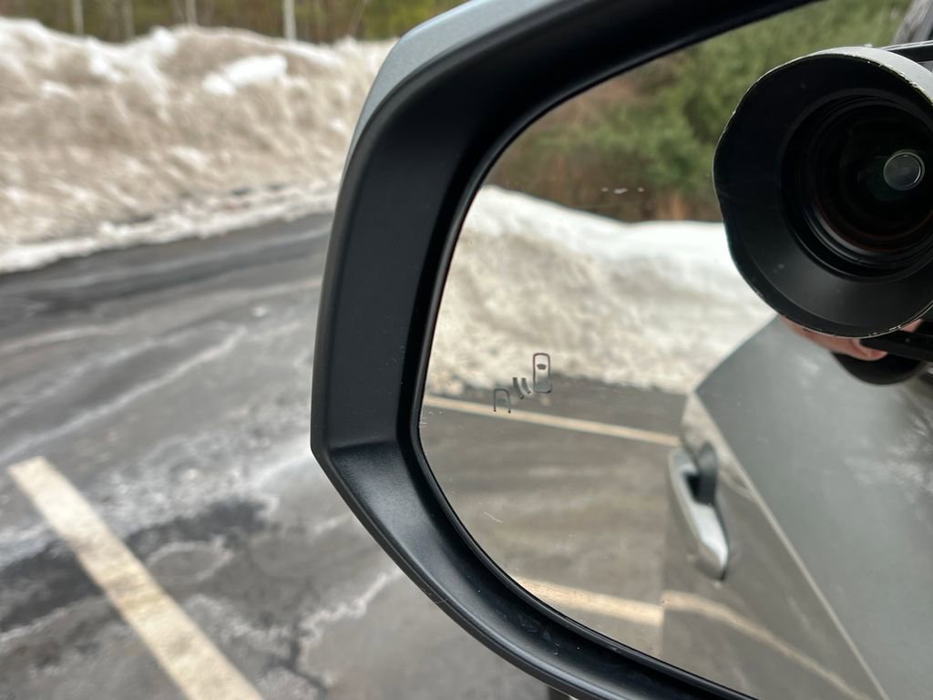 Used 2025 Toyota Grand Highlander AWD image 27