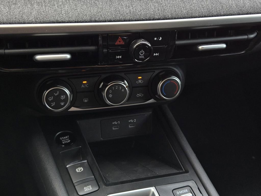 New 2026 Nissan Kicks S image 21