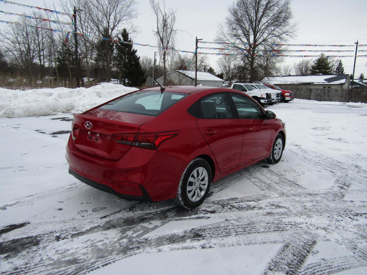 Used 2022 Hyundai Accent SE FWD image 7