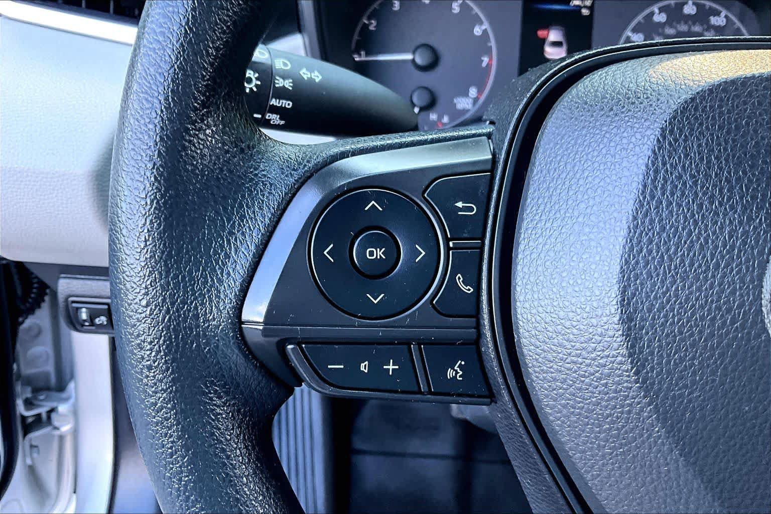 Certified 2023 Toyota Corolla LE FWD image 22