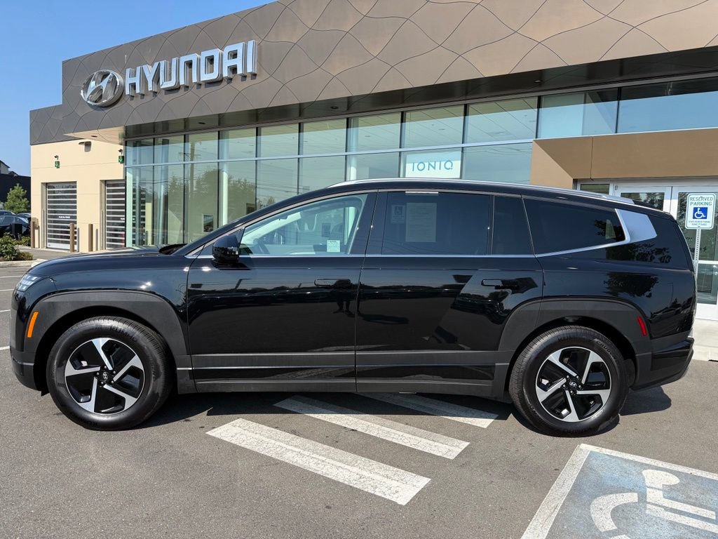 Certified 2026 Hyundai Ioniq 9 SE AWD/4WD image 2