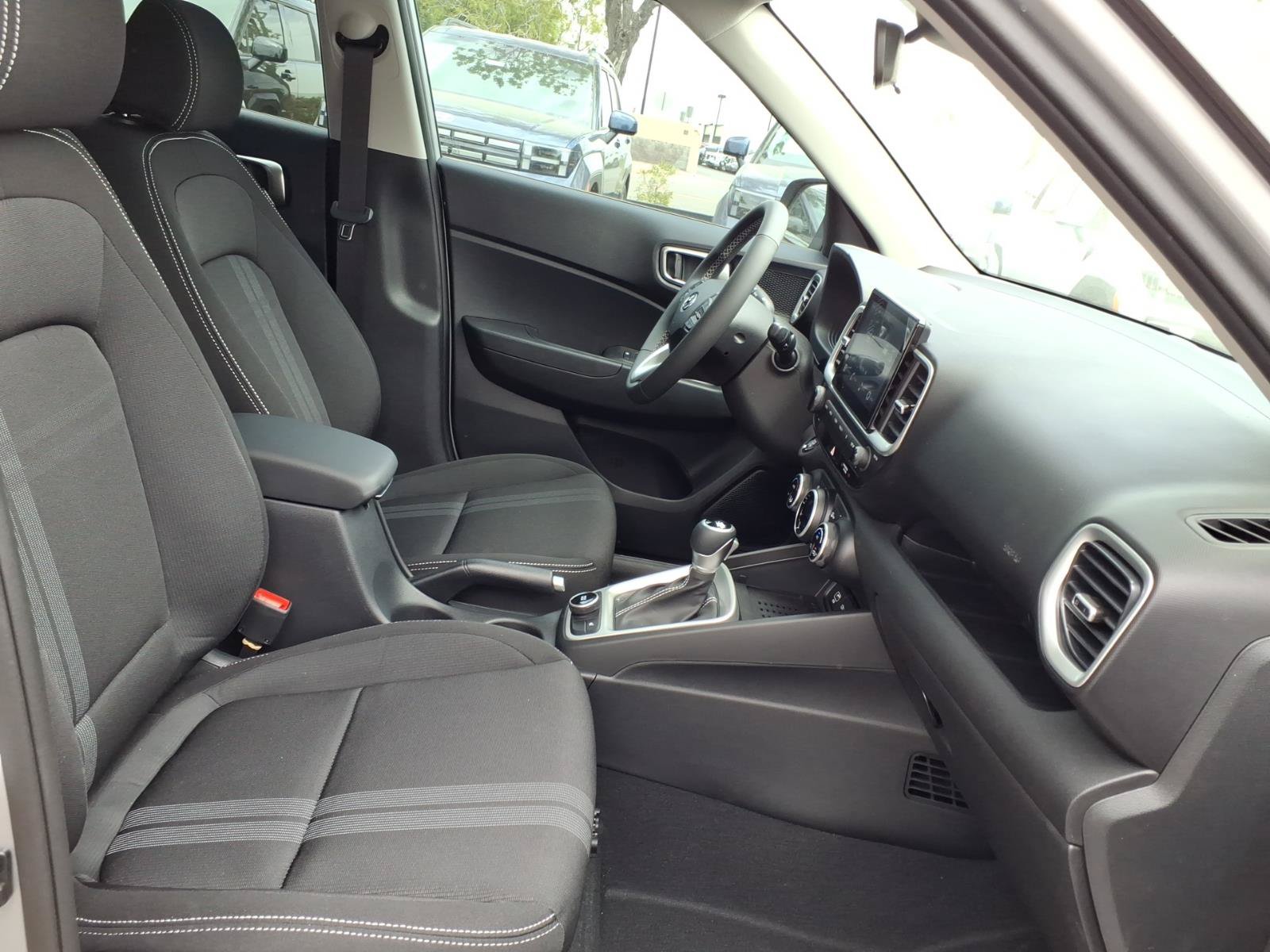 New 2026 Hyundai Venue SEL FWD image 7