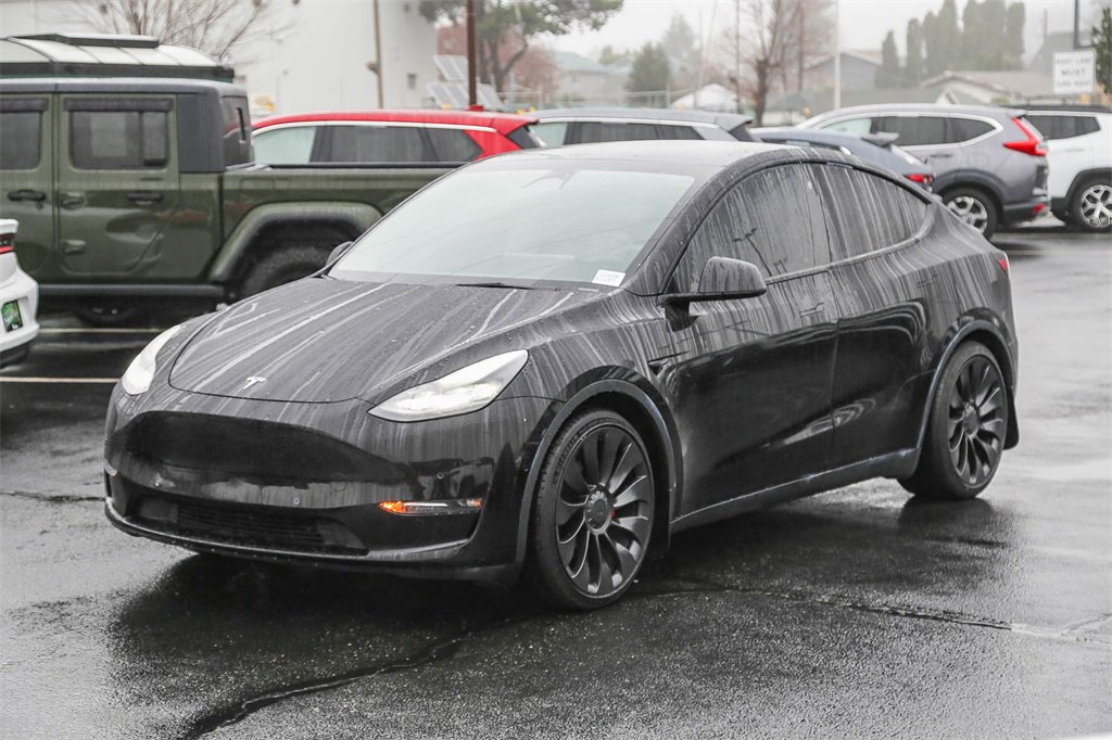Used 2022 Tesla Model Y Performance image 4