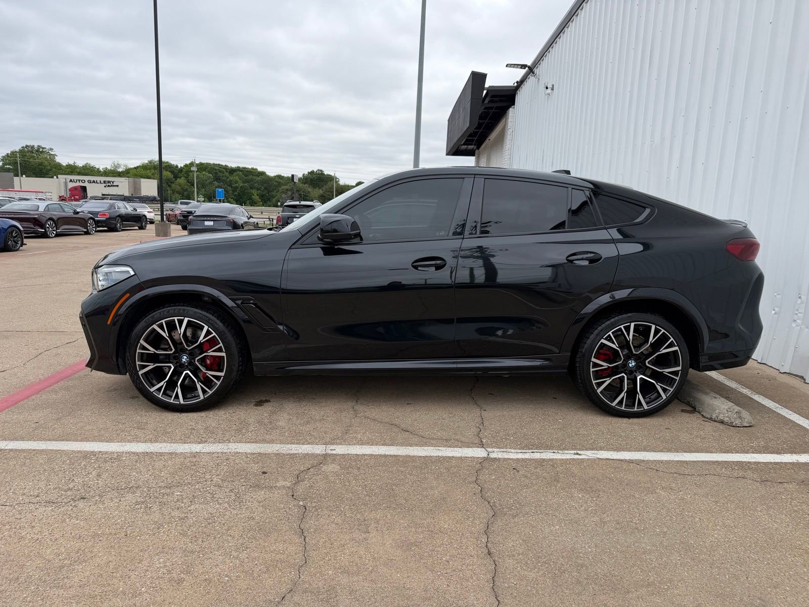 Used 2021 BMW X6 M w/ Competition Package AWD/4WD image 3