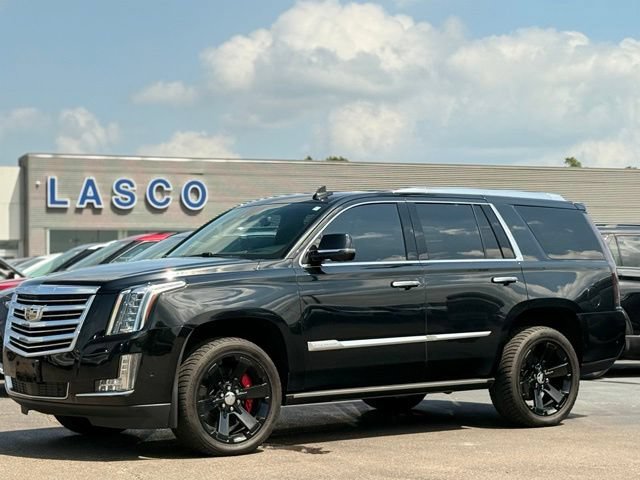 Used 2020 Cadillac Escalade Platinum AWD/4WD image 1