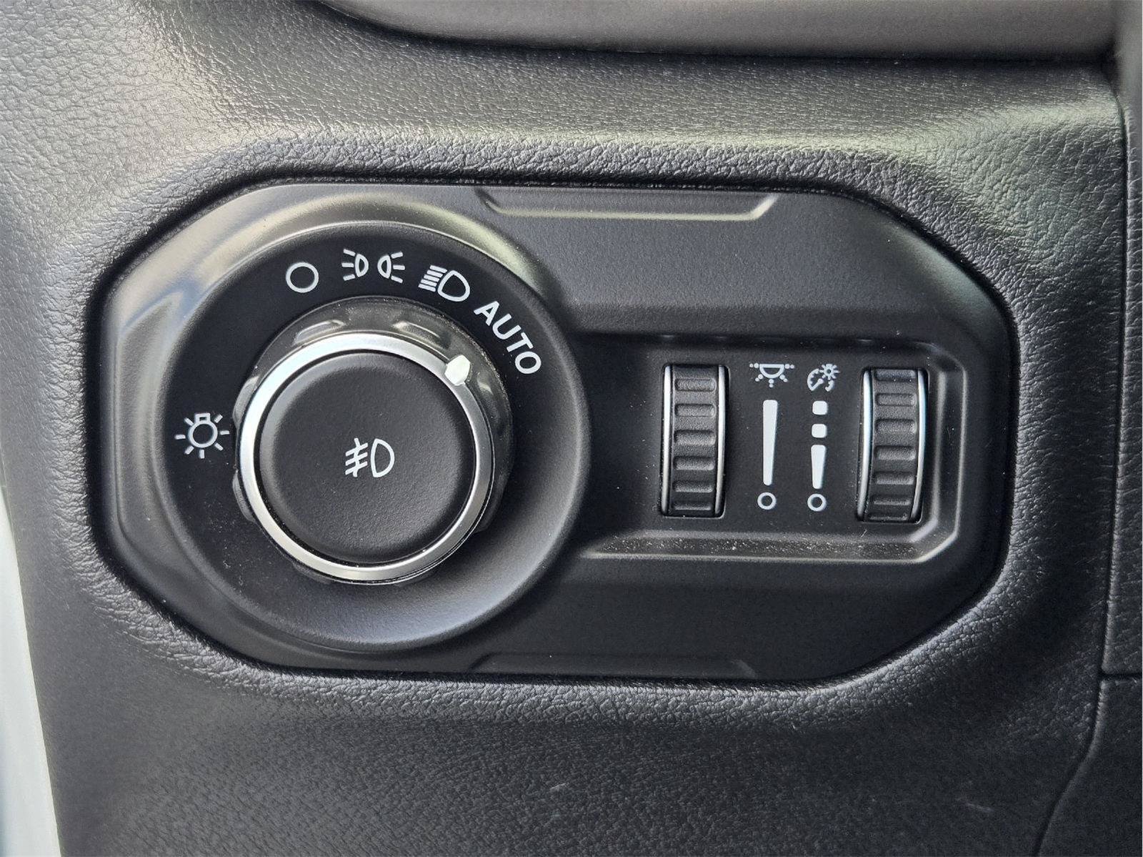Used 2020 Jeep Wrangler Unlimited Sport AWD/4WD image 21