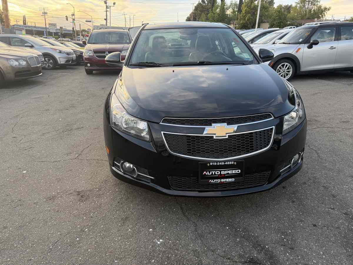 Used 2014 Chevrolet Cruze LT w/ RS Package image 2