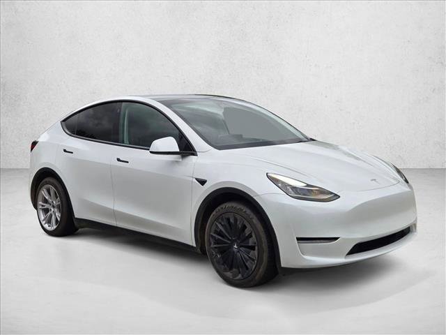 Used 2021 Tesla Model Y Long Range image 3