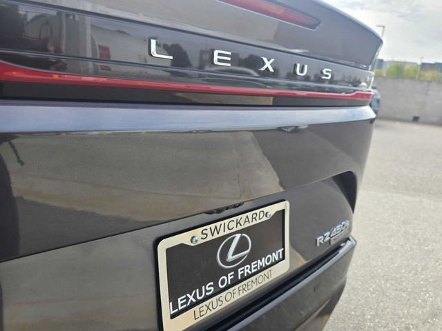 Certified 2023 Lexus RZ 450e Premium w/ Technology Package AWD/4WD image 13
