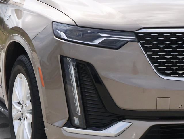 Certified 2023 Cadillac XT6 Luxury FWD image 9