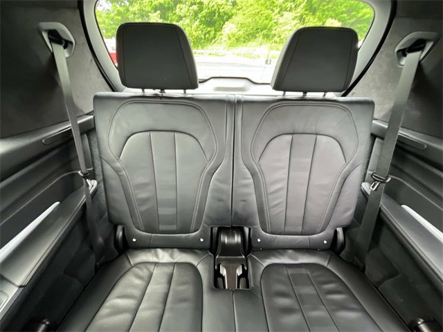 Used 2022 BMW X7 xDrive40i w/ M Sport Package image 12