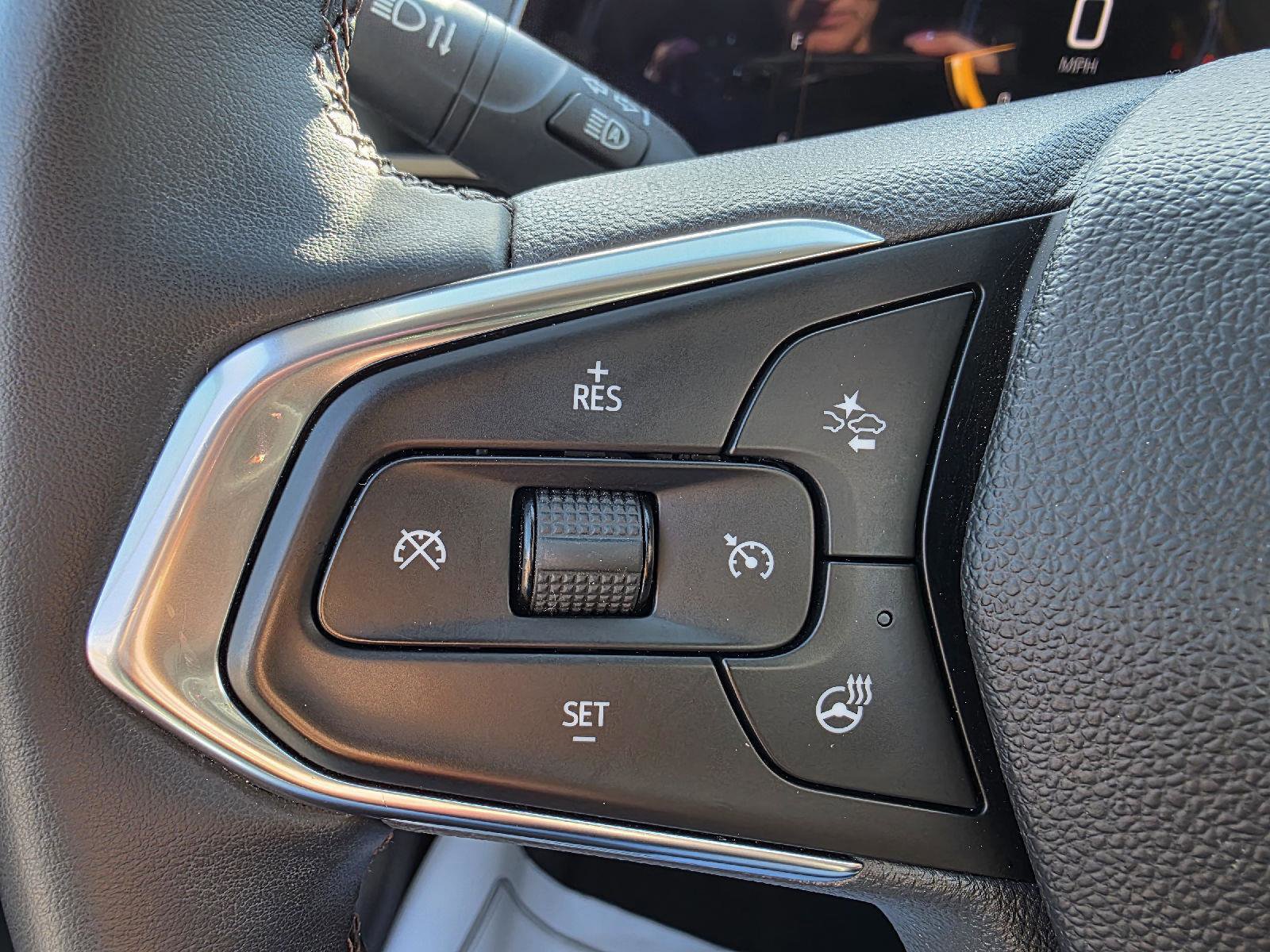 Used 2024 Chevrolet Trax ACTIV FWD image 16