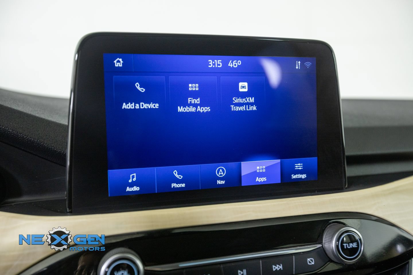 Used 2021 Ford Escape Titanium w/ Titanium Elite Package AWD/4WD image 22