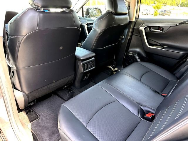 Used 2023 Toyota RAV4 Limited image 19