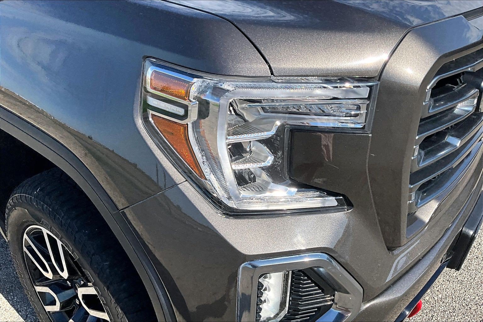 Used 2019 GMC Sierra 1500 AT4 w/ AT4 Premium Package AWD/4WD image 27