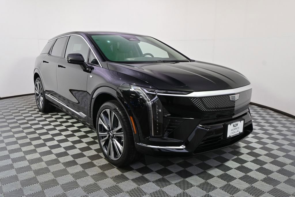 New 2026 Cadillac Optiq Luxury 2 w/ LPO, Floor Liner Package AWD/4WD image 9