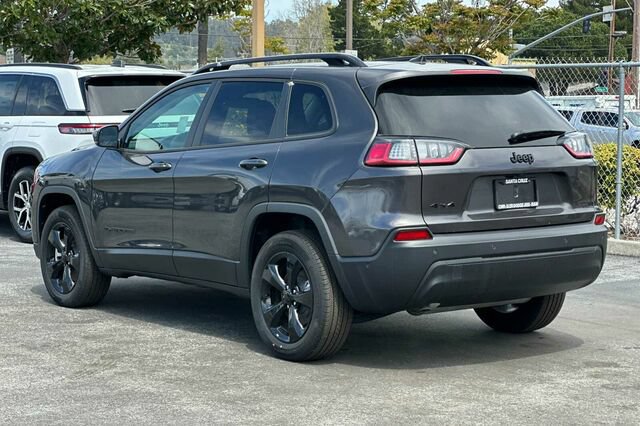 New 2023 Jeep Cherokee Altitude Lux AWD/4WD image 6