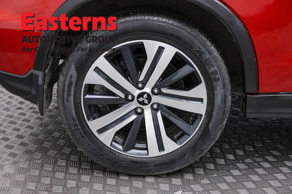 Used 2023 Mitsubishi Outlander Sport ES AWD/4WD image 30