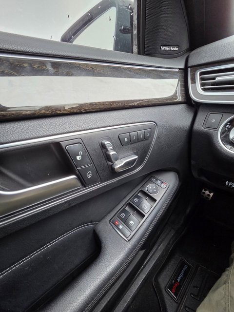 Used 2015 Mercedes-Benz E 350 4MATIC Sedan image 15