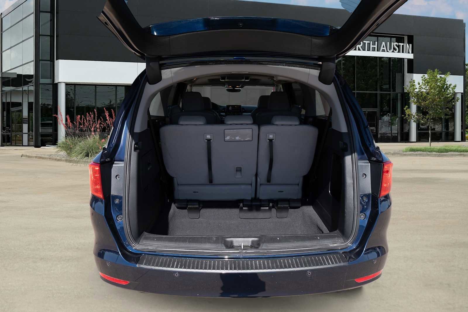 Used 2020 Honda Odyssey Elite image 30