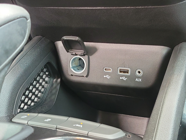 Used 2021 Chevrolet TrailBlazer LT FWD image 18