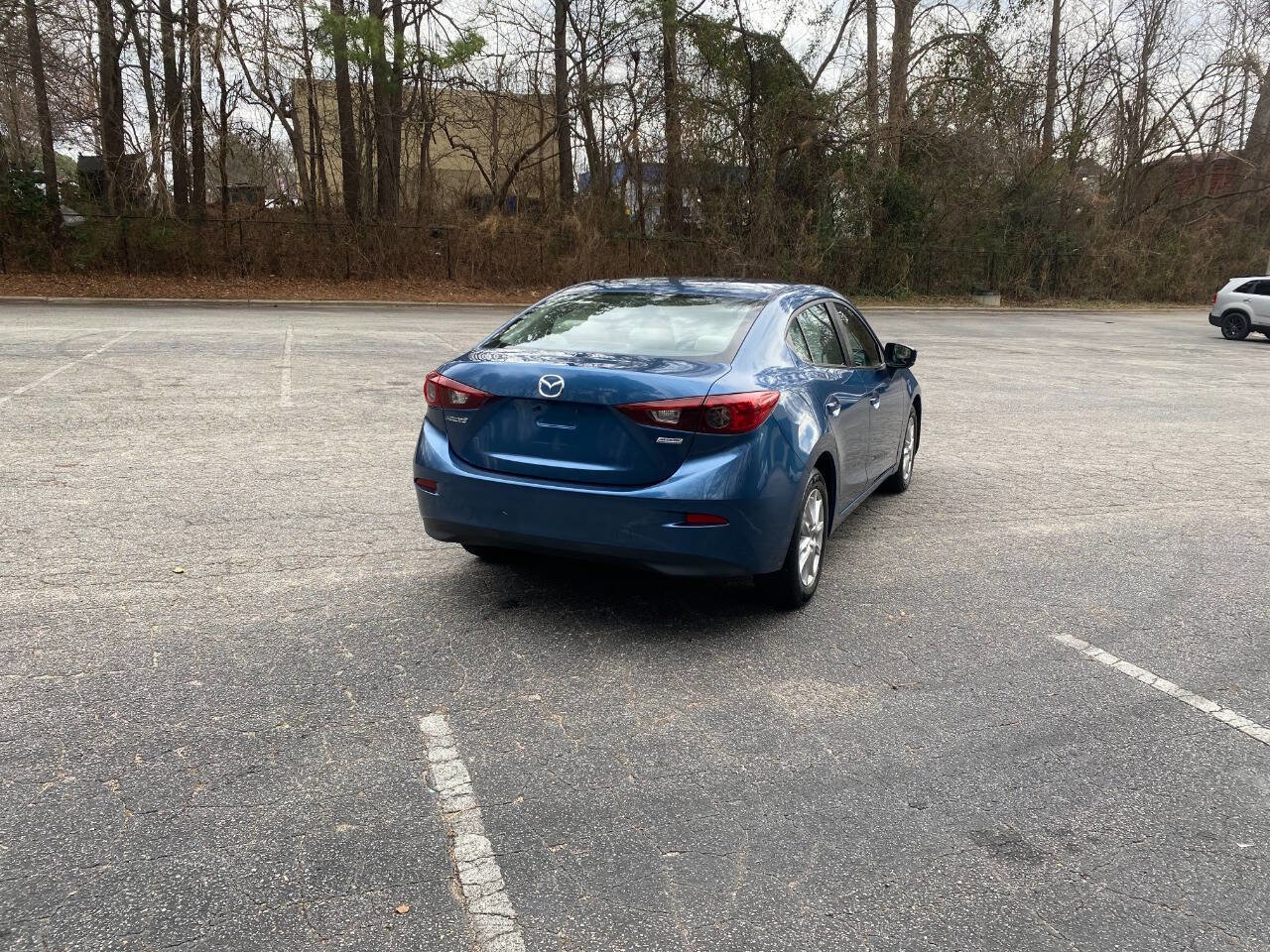 Used 2017 MAZDA MAZDA3 Sport w/ Preferred Equipment Package image 5