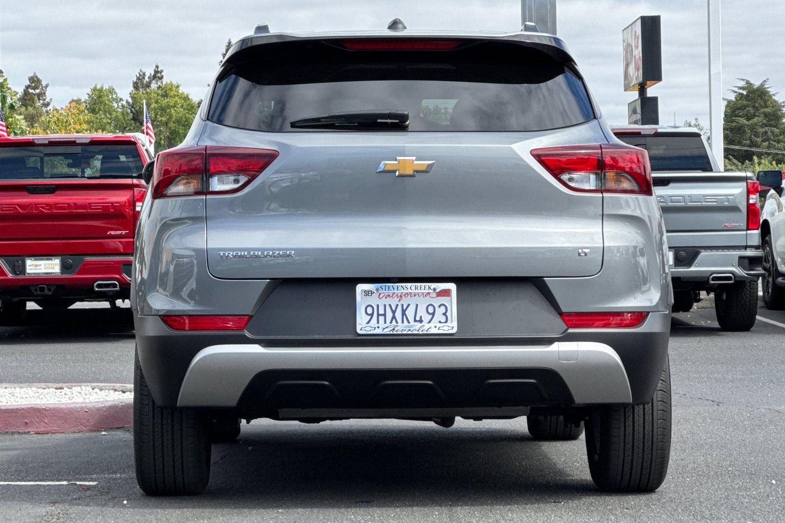Used 2023 Chevrolet TrailBlazer LT FWD image 6