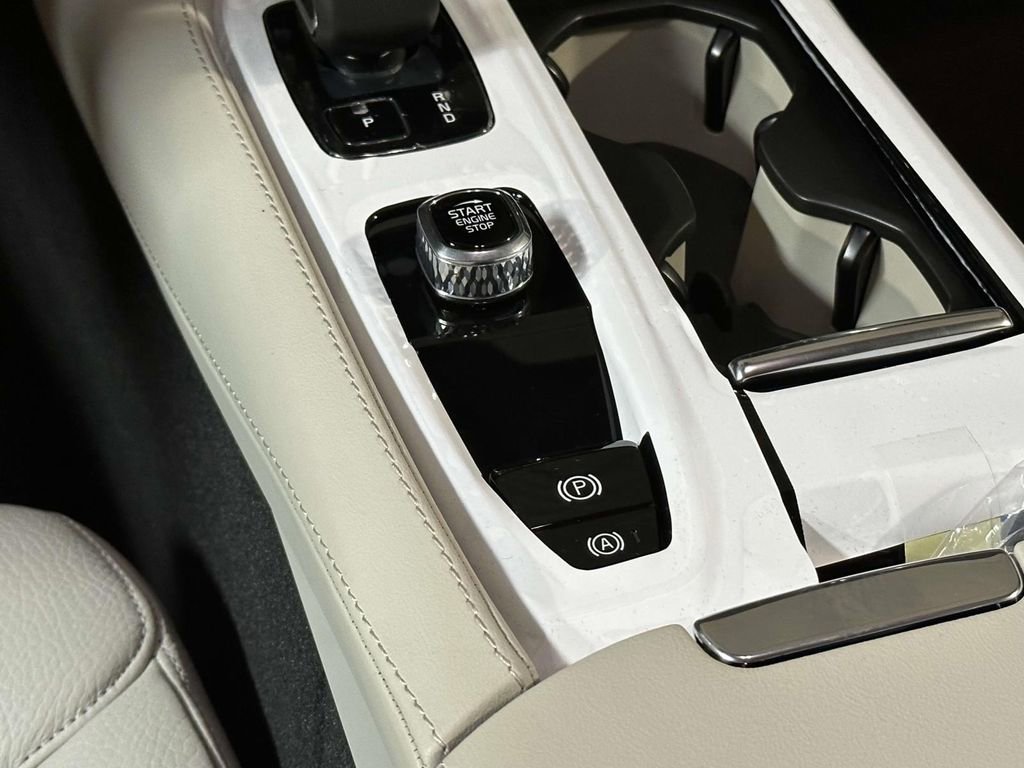 Certified 2024 Volvo S60 T8 Plus w/ Climate Package image 18