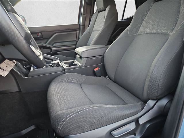 Used 2025 Toyota 4Runner SR5 AWD/4WD image 16