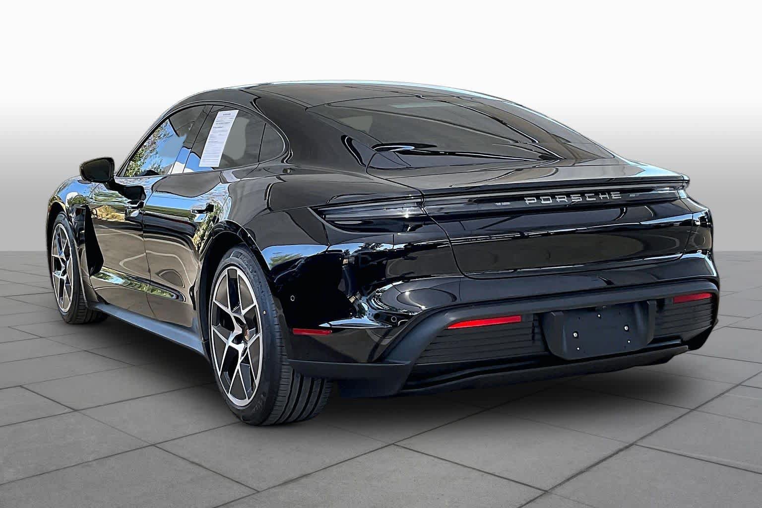 Used 2025 Porsche Taycan RWD image 10