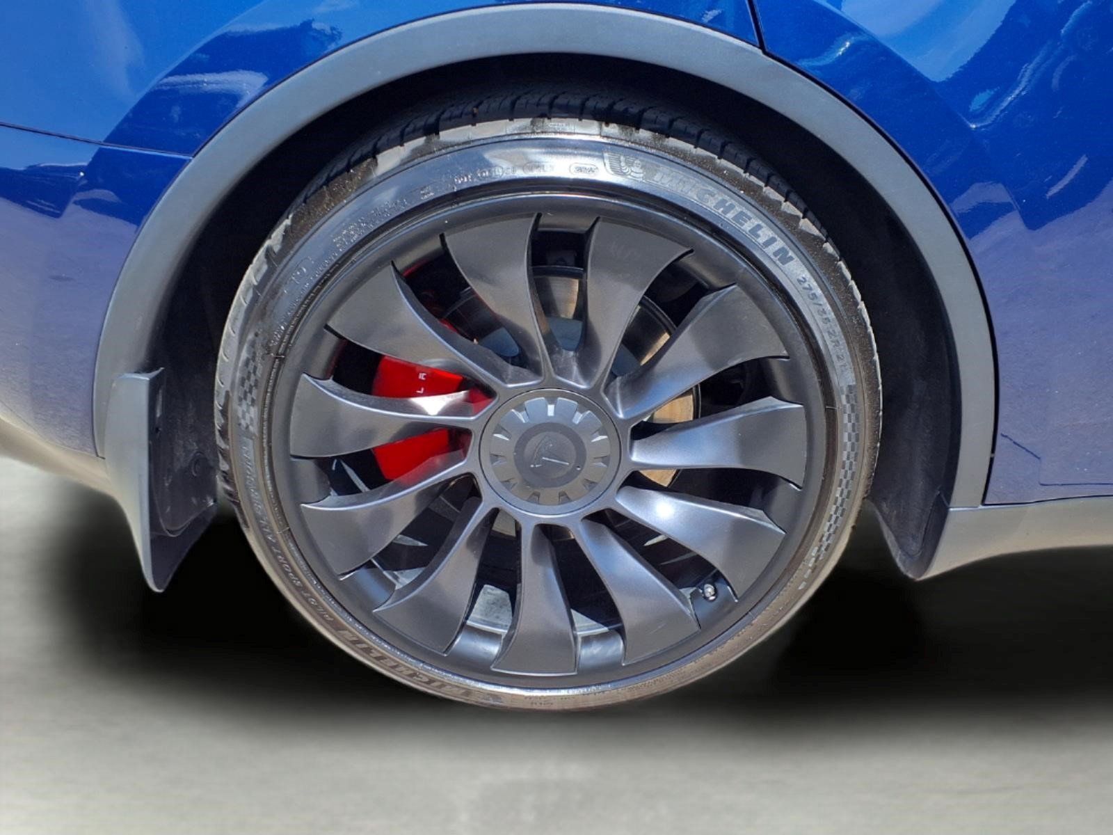 Used 2023 Tesla Model Y Performance AWD/4WD image 9