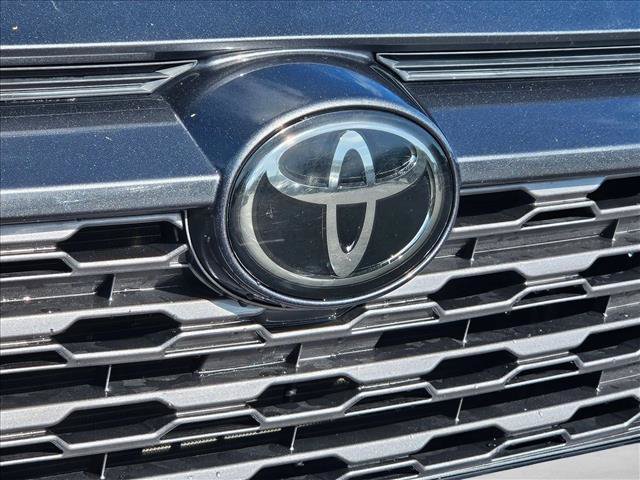 Used 2021 Toyota RAV4 Limited FWD image 5