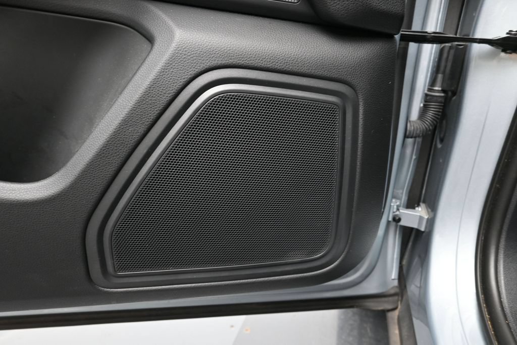 Certified 2023 Porsche Macan AWD/4WD image 13