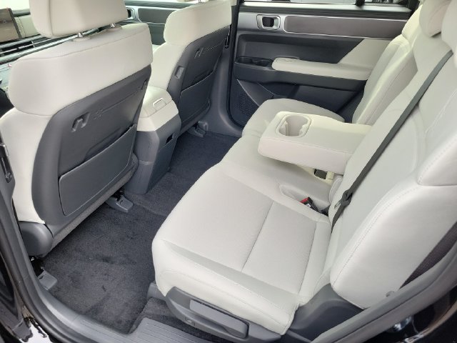New 2026 Hyundai Santa Fe SE FWD image 23