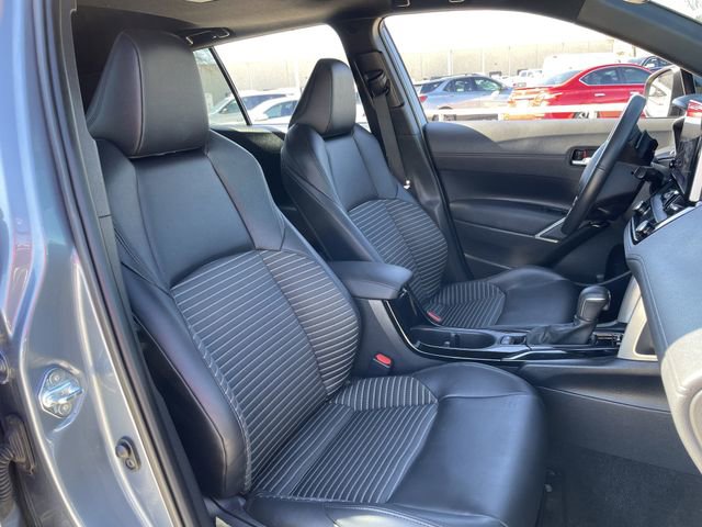 Used 2023 Toyota Corolla Cross XSE w/ Convenience Package image 26