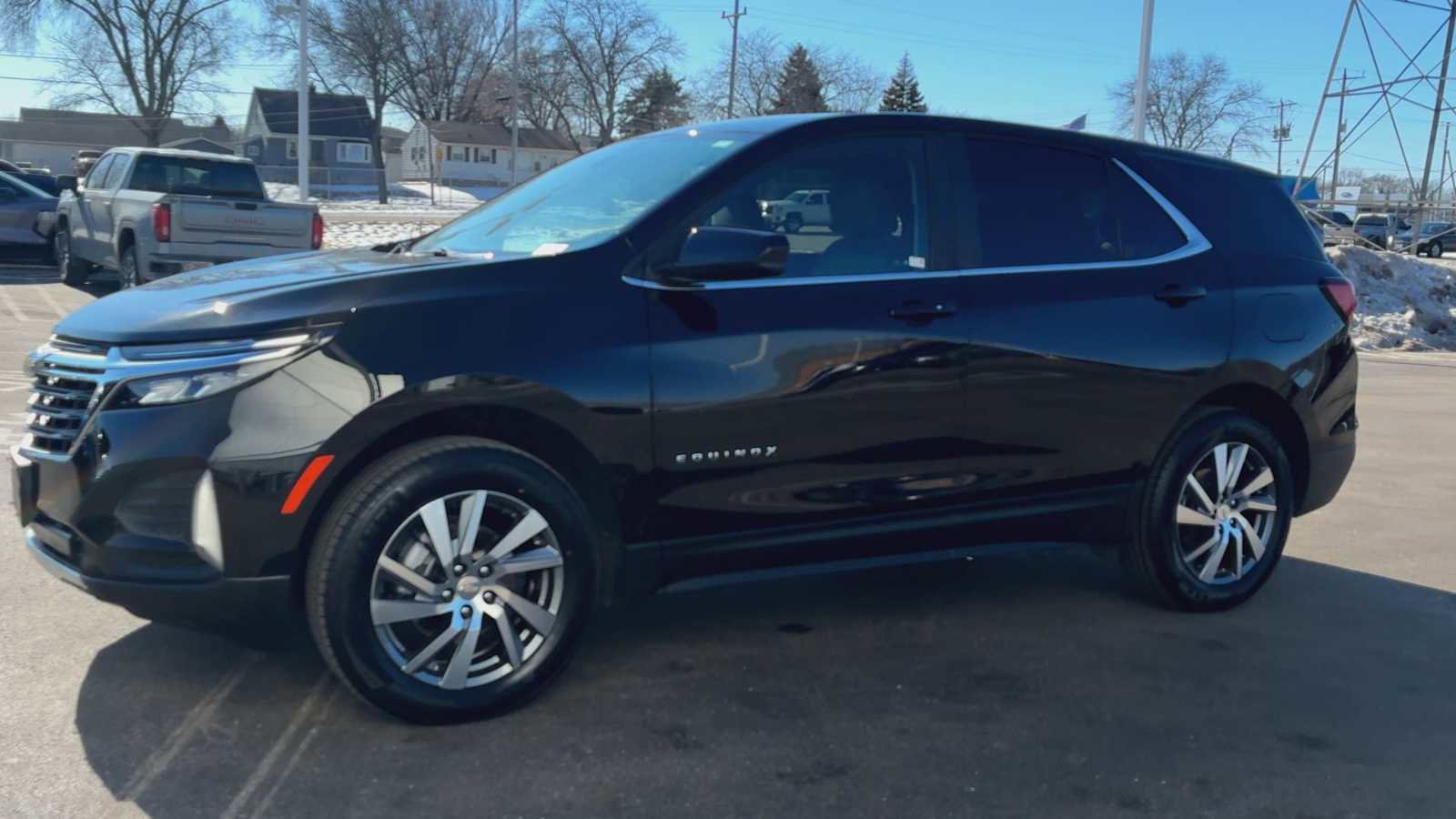 Used 2024 Chevrolet Equinox LT image 6