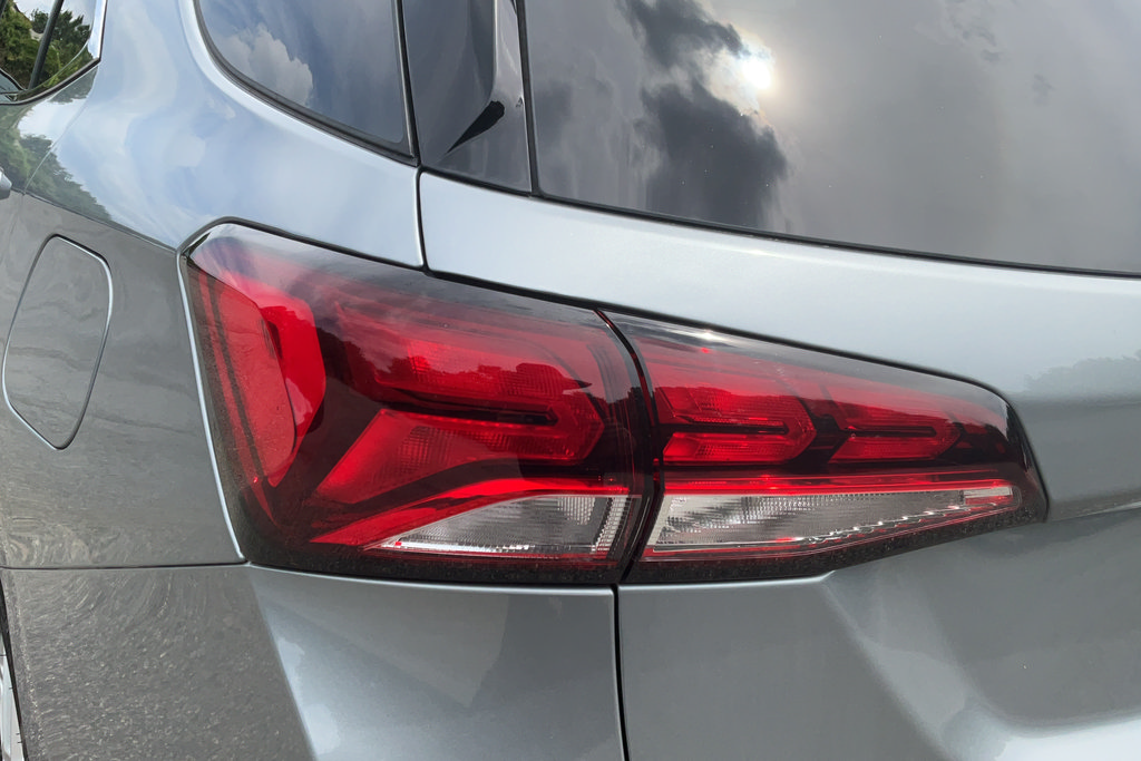 Certified 2024 Chevrolet Equinox LT FWD image 27