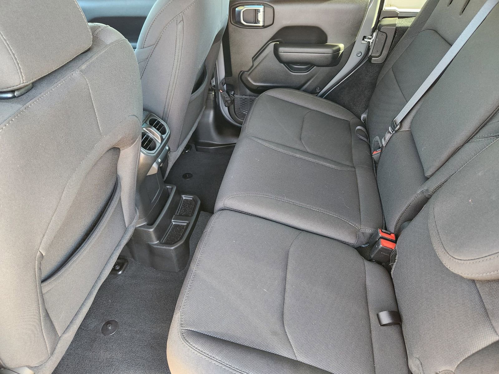 Used 2023 Jeep Wrangler Unlimited w/ Cold Weather Group image 41