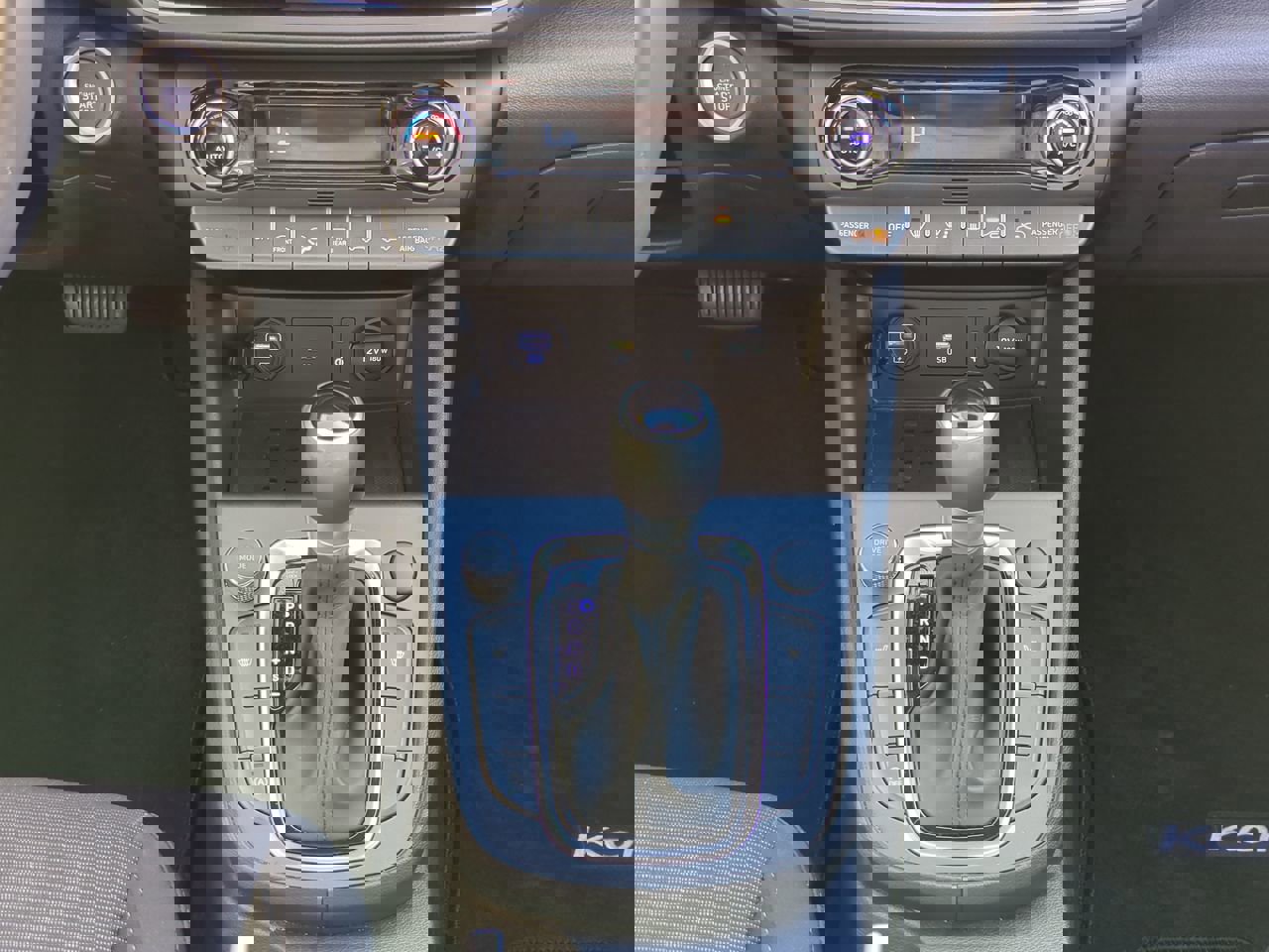 Certified 2022 Hyundai Kona SEL w/ Convenience Package image 18