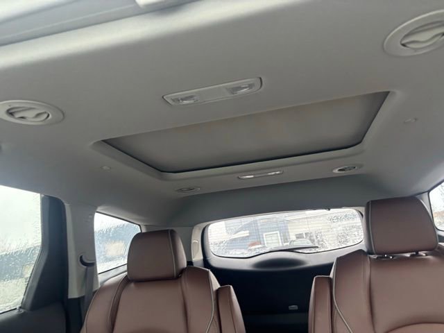 Used 2021 Buick Enclave Avenir w/ Avenir Technology Package image 15