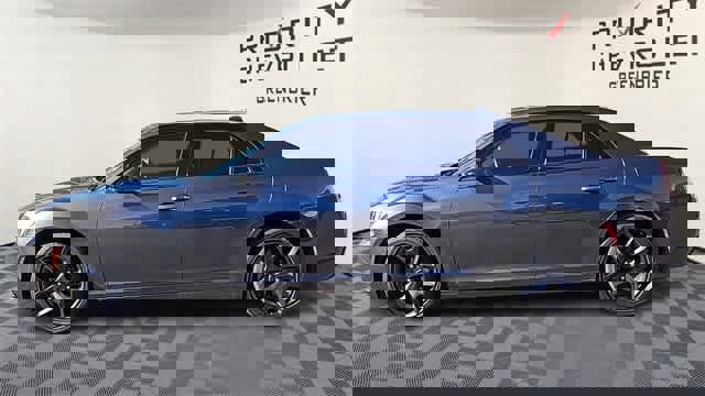 Used 2023 Chrysler 300 Touring w/ Sport Appearance Package image 5