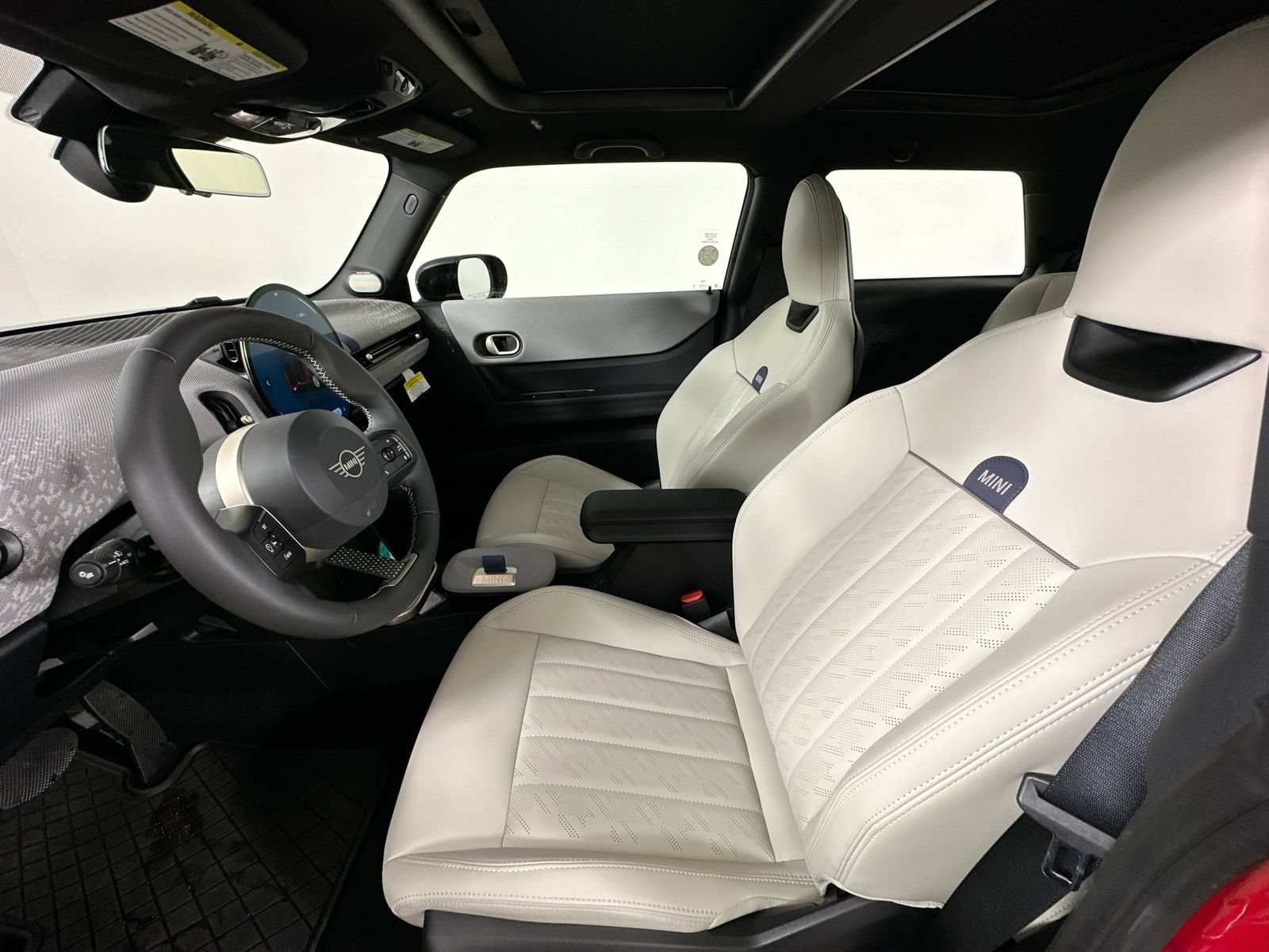 New 2026 MINI Cooper 2-Door Hardtop FWD image 32