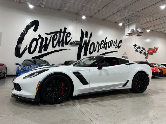 Used 2016 Chevrolet Corvette Z06 w/ 3LZ Preferred Equipment Group RWD image 1