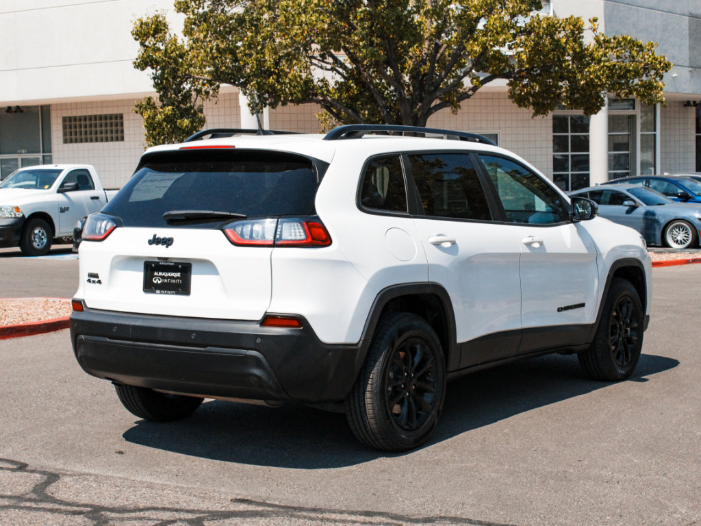 Used 2023 Jeep Cherokee Altitude Lux AWD/4WD image 5