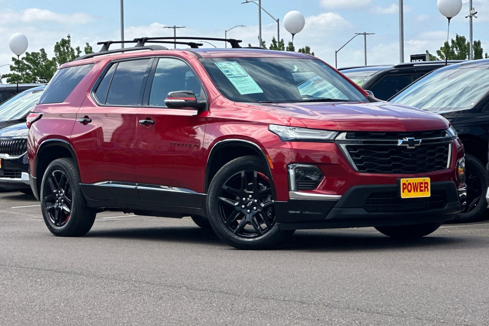 Used 2022 Chevrolet Traverse Premier w/ Redline Edition AWD/4WD image 2