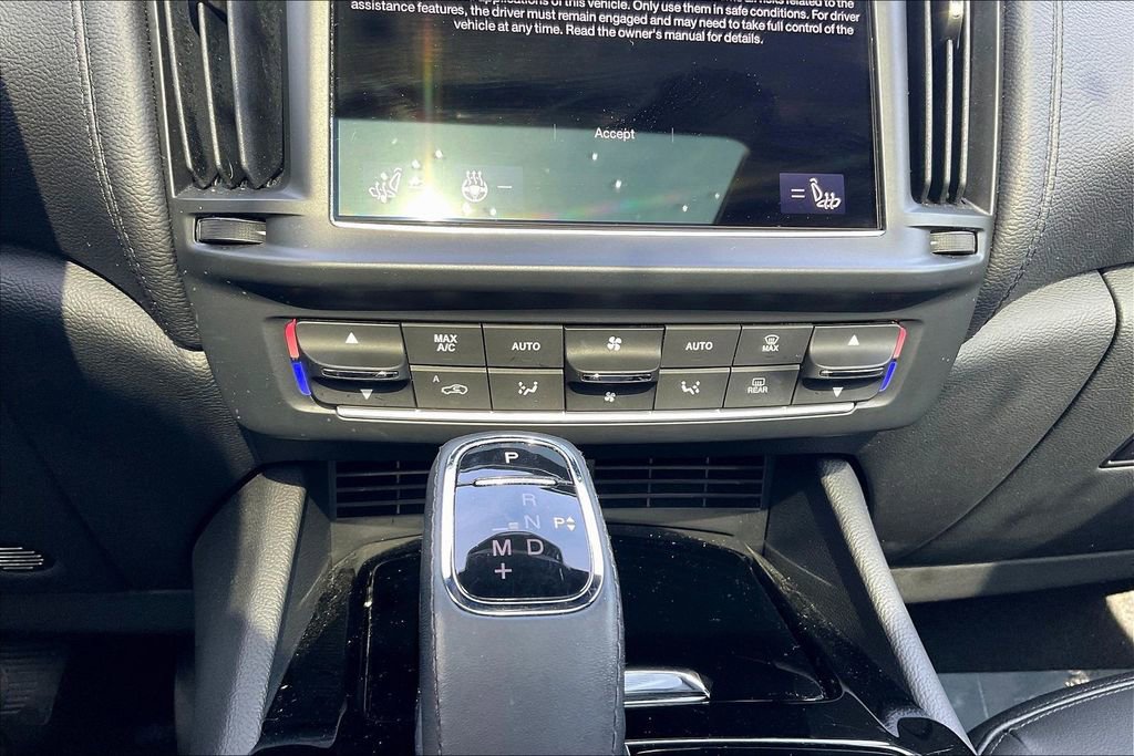 Used 2022 Maserati Levante GT image 15